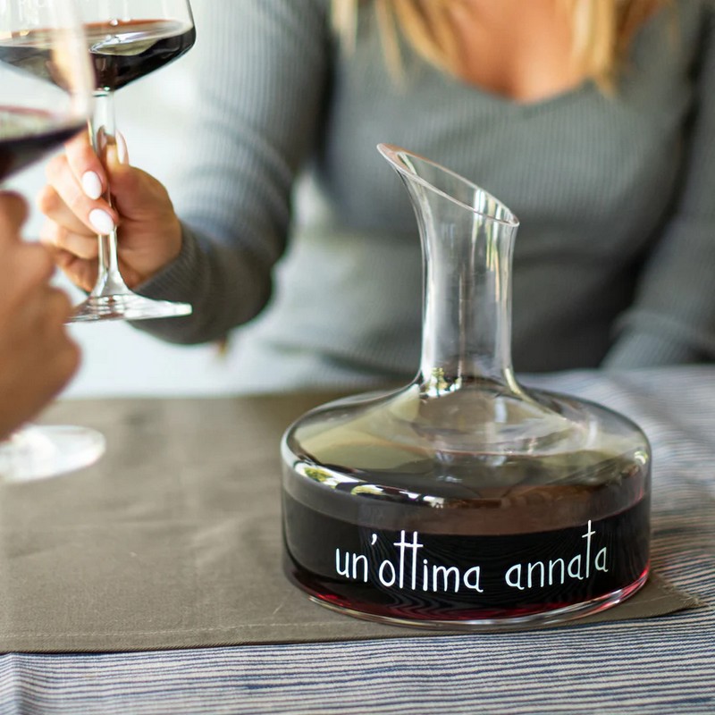 Decanter in vetro decorato con scritta “Un'ottima annata”