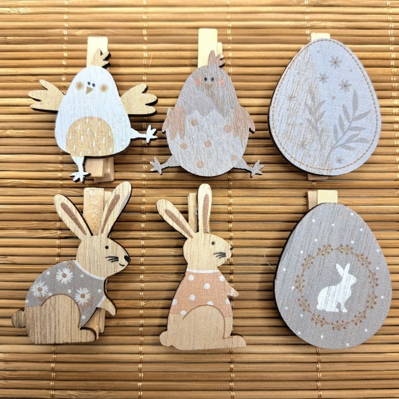 Set 6 mollette chiudipacco di legno decorate a tema pasquale assortite