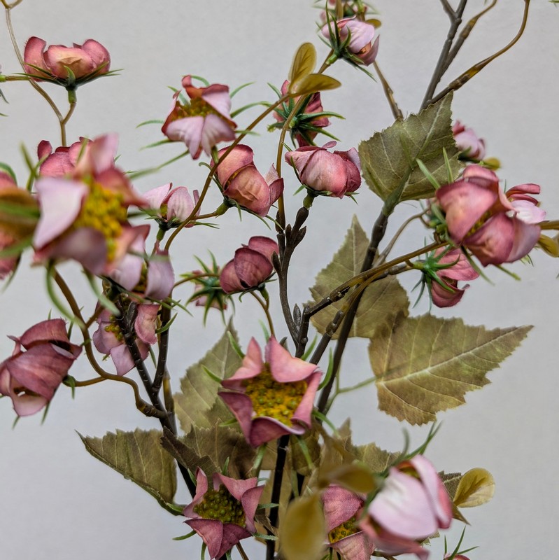 Ramo di fiori artificiali di alkekengi color rosa antico