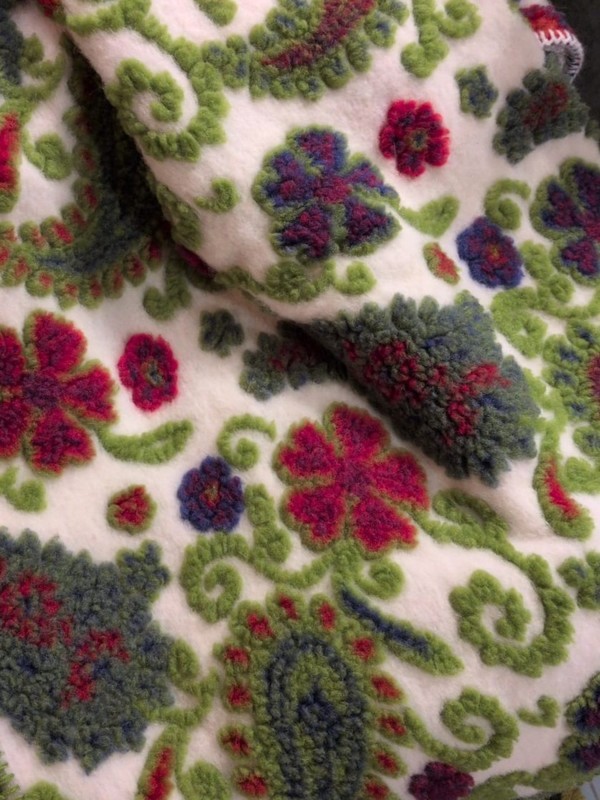 una calda coperta di lana per letto o divano perfetta come idea regalo di Natale