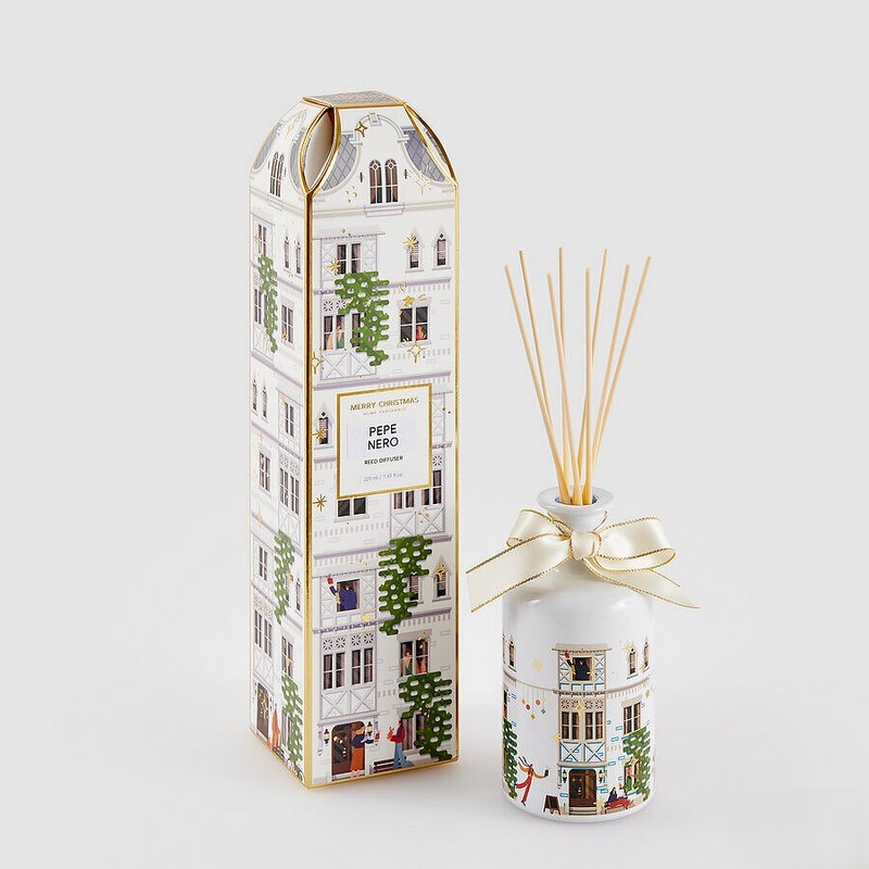 Profumatore natalizio profumato all'essenza pepe nero, decorato con tema casetta bianco e fiocco, contenuto in scatola regalo - una perfetta idea regalo per Natale!