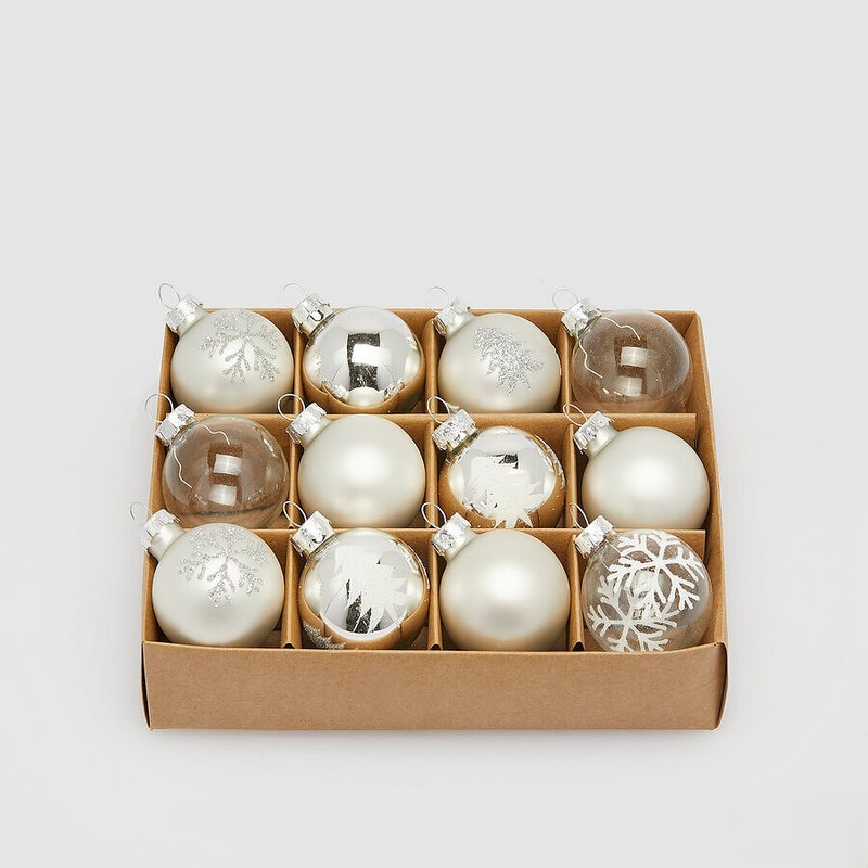 Set 12 palline di Natale bianche, argento e trasparenti con decori misti, ideale per arricchire i tuoi addobbi per albero di Natale