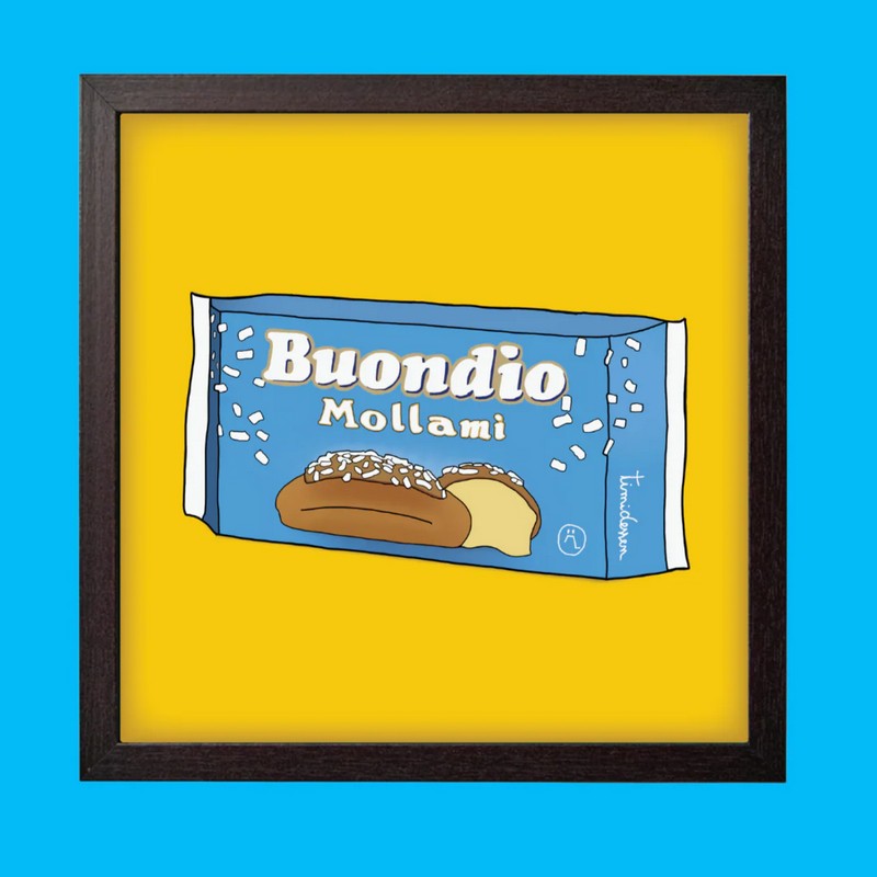 Quadro con cornice nera in legno con poster Buondio Mollami su merendina