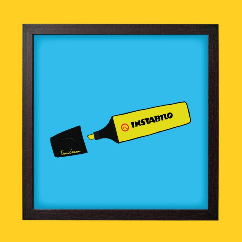 Quadro con cornice nera in legno con poster Instabilo su evidenziatore