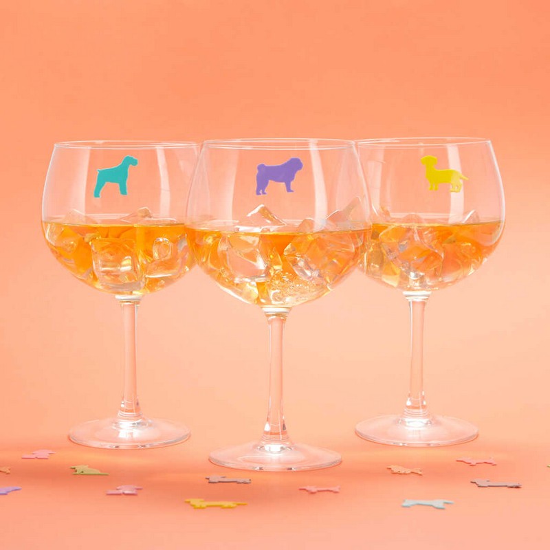 Set 8 segnabicchieri riutilizzabili in silicone a forma di cani di razze e colori diversi