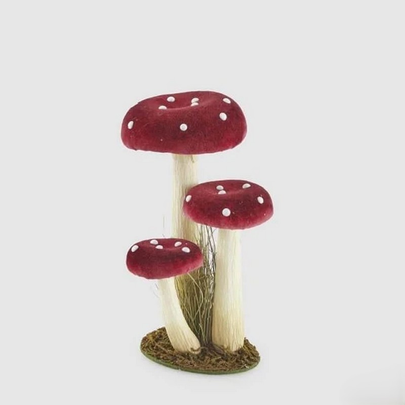 Trio di funghi decorativi in velluto da appoggio su base con muschio ed erba, ideale per il tuo home decor autunnale