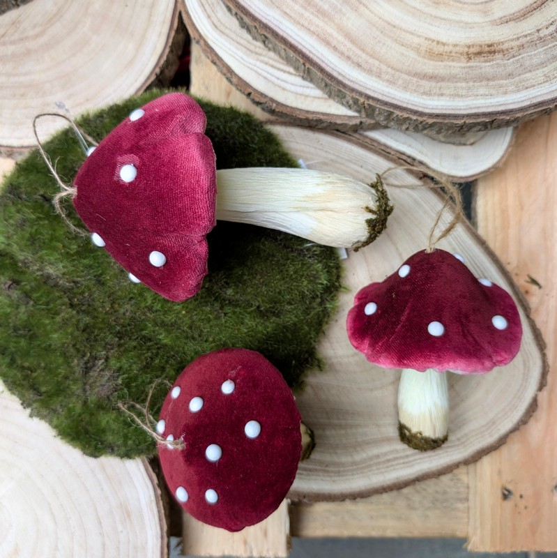 Fungo decorativo in velluto da appendere ideale per il tuo home decor autunnale