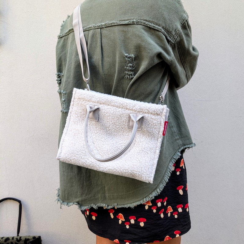 Borsa shopper color sabbia in tessuto bouclé adatta a spesa, viaggi, escursioni e spiaggia, con chiusura a zip - una perfetta idea regalo donna, mamma o amica