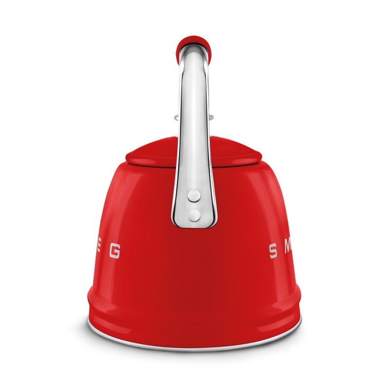 Bollitore a fischio rosso Smeg adatto a tutti i tipi di piani cottura, inclusa l’induzione, per un'idea regalo di Natale di pregio