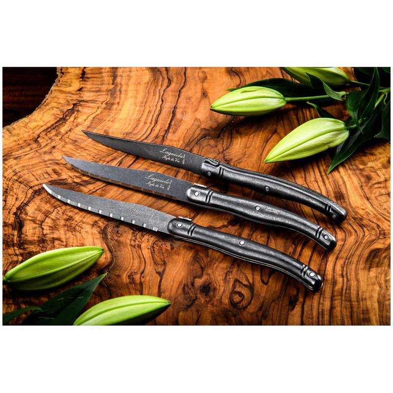 Set 6 coltelli da bistecca premium neri stonewash con ceppo di legno dove riporli, una fantastica idea regalo per cuochi e chef