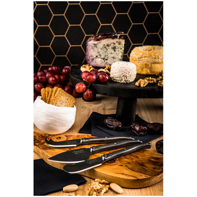 Tagliere in acacia con 5 coltelli da formaggio premium, una fantastica idea regalo uomo