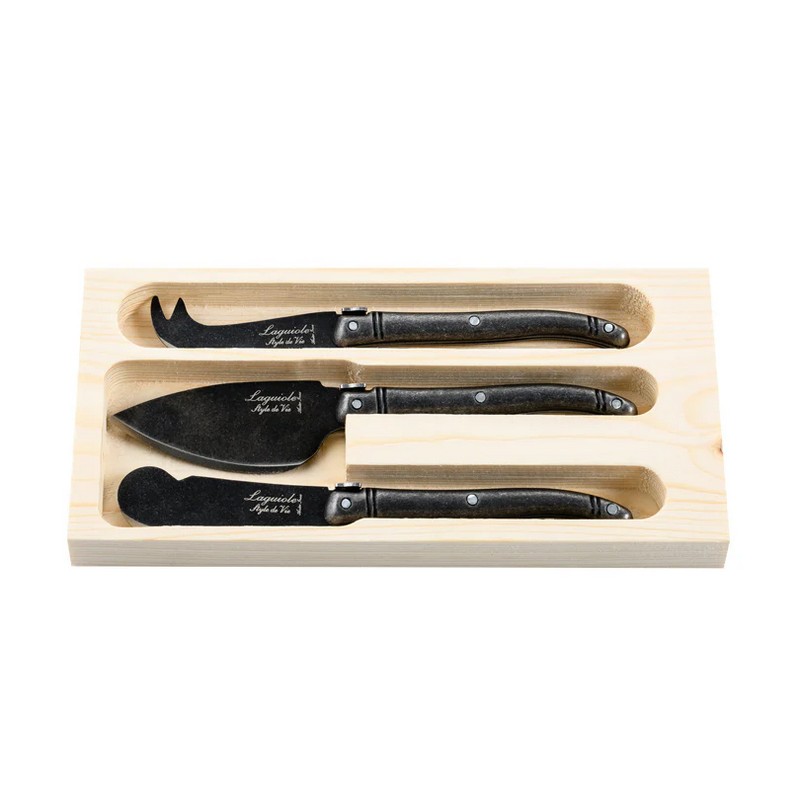 Set 3 coltelli da formaggio premium in acciaio nero stonewash presentati in un elegante cofanetto di legno, una fantastica idea regalo uomo