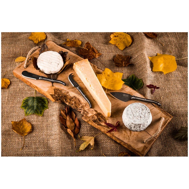 Set 3 coltelli da formaggio premium in acciaio nero stonewash presentati in un elegante cofanetto di legno, una fantastica idea regalo uomo