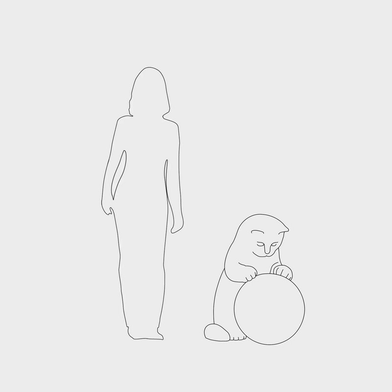 Lampada da interno ed esterno Bò a forma di gatto bianco gigante in resina e polvere di marmo con sfera luminosa, una spettacolare idea regalo per gli amanti dei gatti