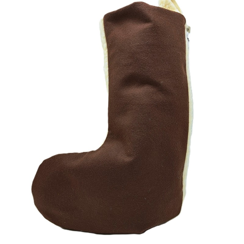 Calza della Befana bianca bouclé con retro marrone e occhiello per essere appesa