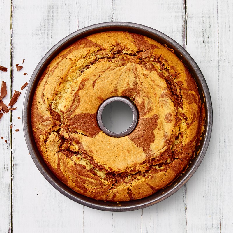 Tortiera antiaderente a forma di ciambella da 22 cm di diametro, con ricettario in allegato, perfetta idea regalo per appassionati di dolci