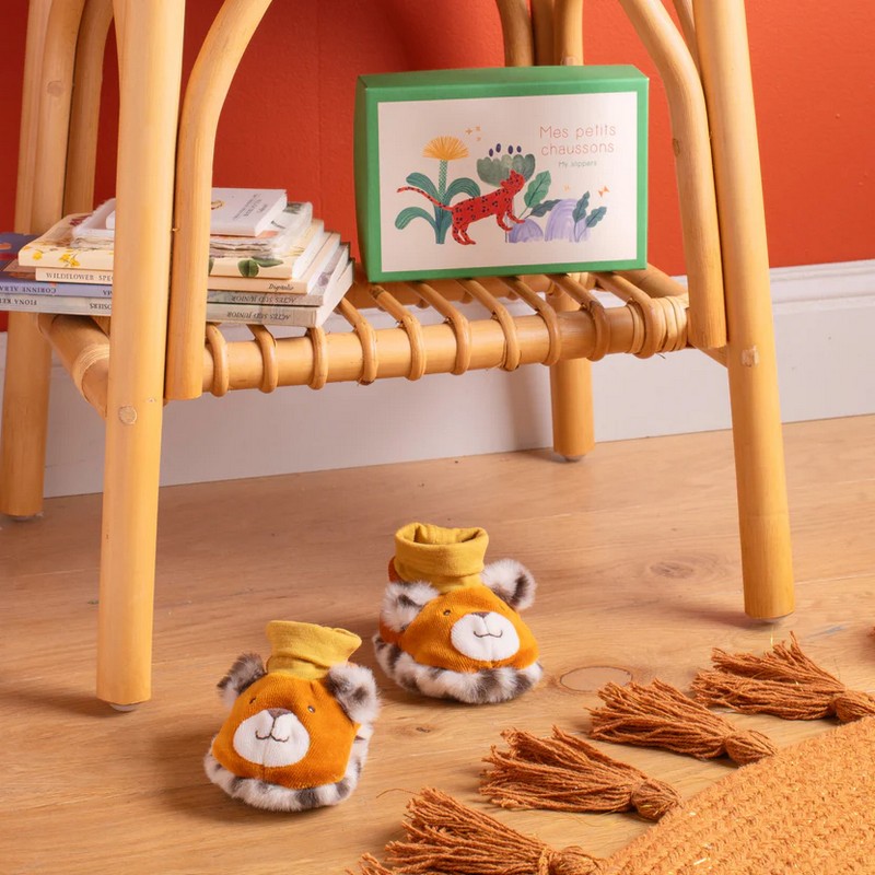 Scarpine neonato 0-6 mesi a forma di muso di leopardo contenute in un cofanetto regalo