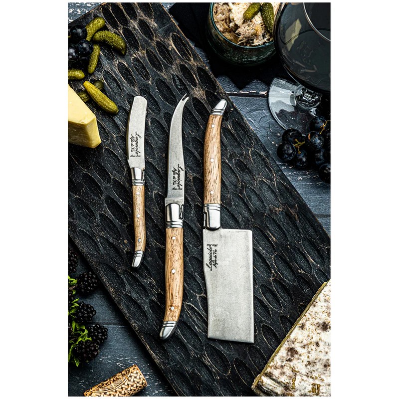 Set 3 coltelli da formaggio premium in acciaio inox con manico in quercia stonewash contenuti in un elegante cofanetto nero