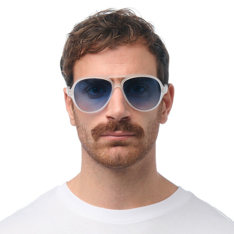 Occhiale da sole a goccia traslucido con lenti blu gradiente