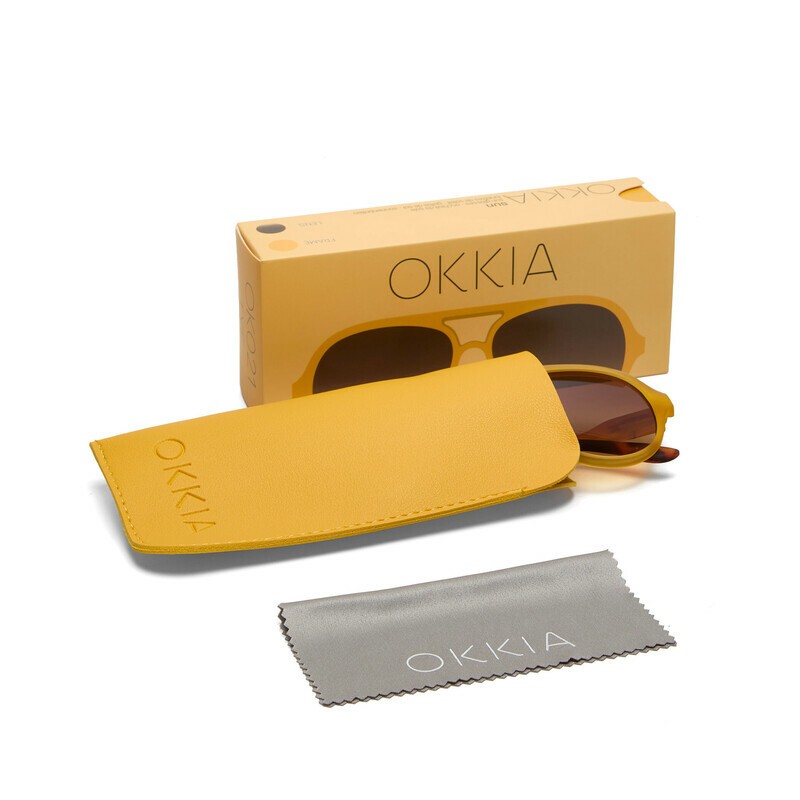 Occhiale da sole a goccia giallo con lenti marrone gradiente