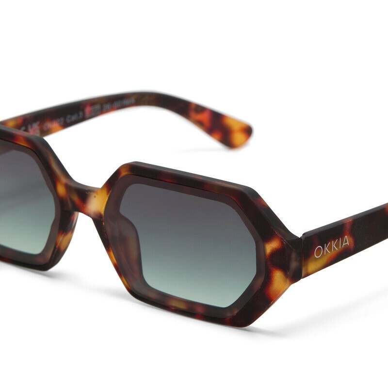 Occhiale da sole esagonale classic havana con lenti verde gradiente