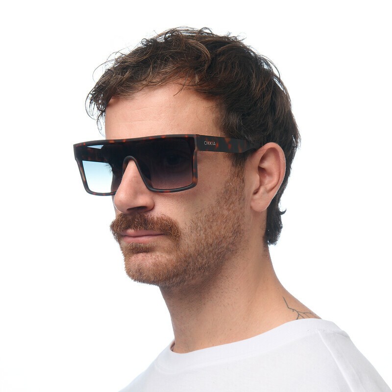 Occhiale da sole a visore classic havana con lenti verde gradiente