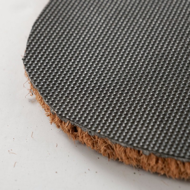 Zerbino a forma di ape realizzato in fibra di cocco con fondo antiscivolo, perfetto per la primavera