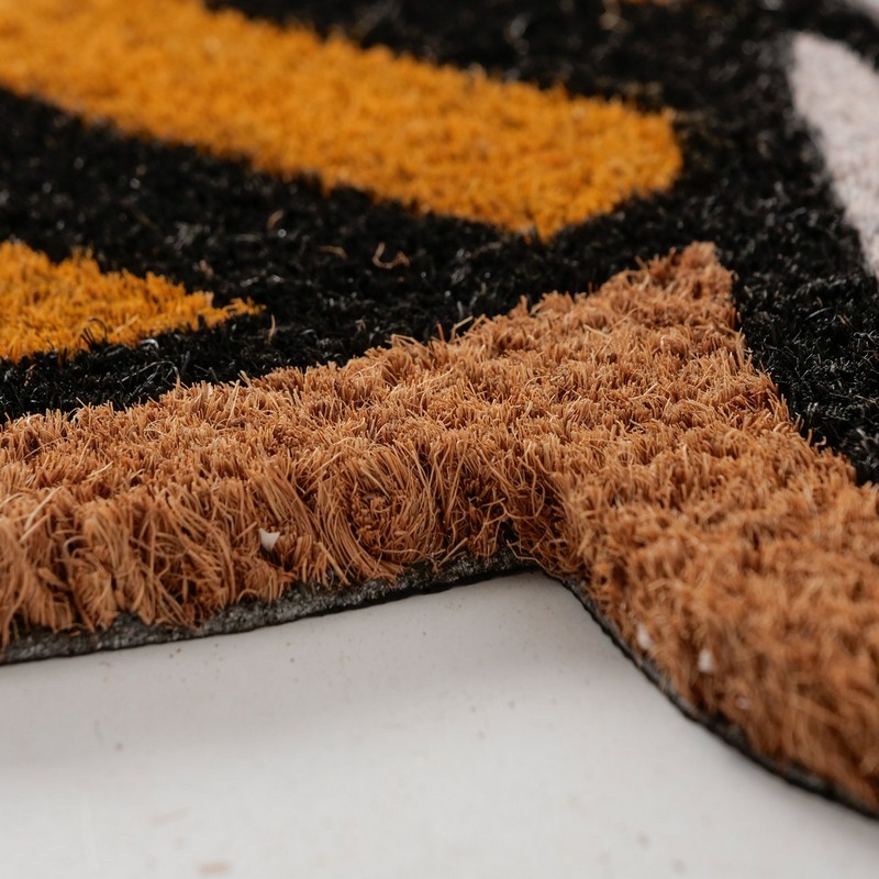 Zerbino a forma di ape realizzato in fibra di cocco con fondo antiscivolo, perfetto per la primavera