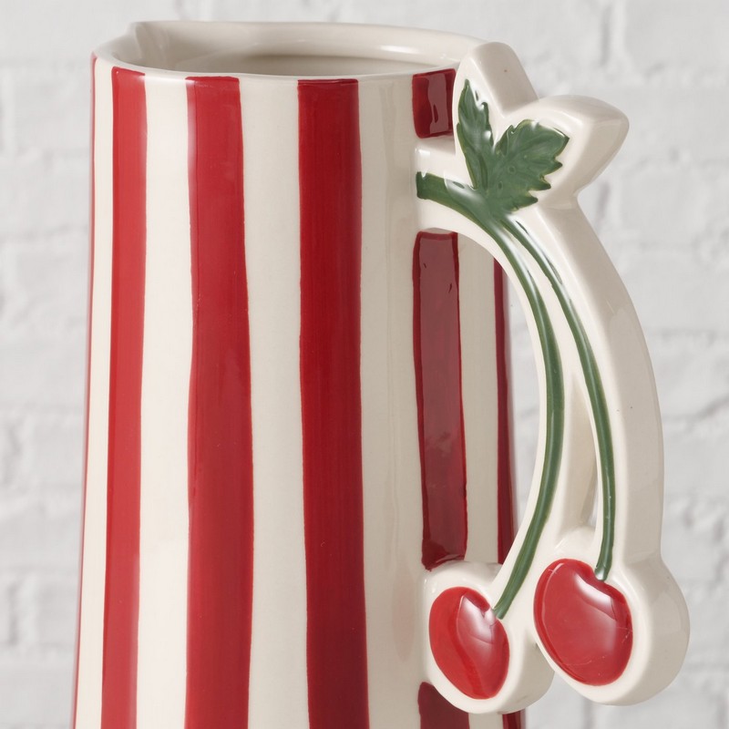 Caraffa per l'acqua in ceramica a righe bianche e rosse con manico a forma di ciliegie, perfetta per la tavola primaverile