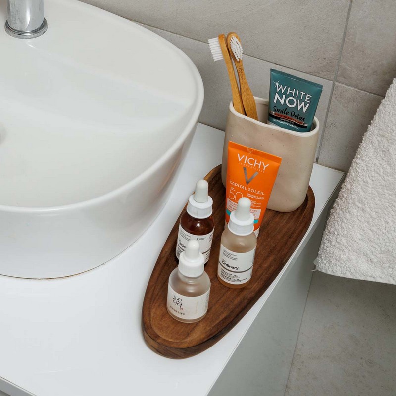 Vassoio ovale in legno di acacia