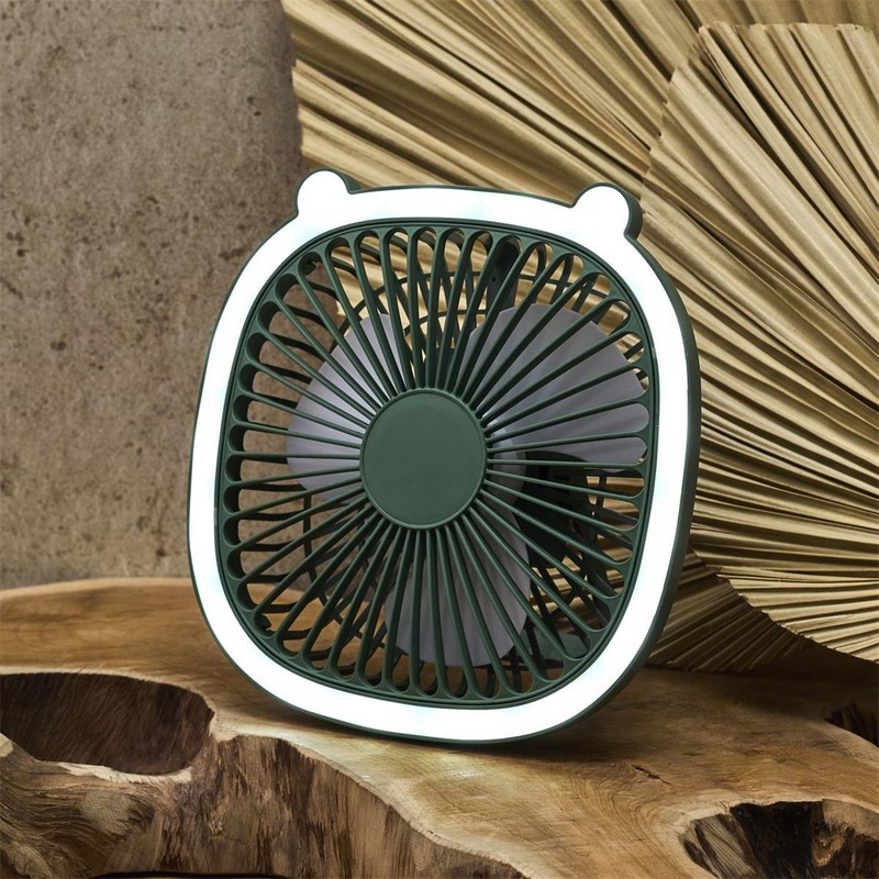Ventilatore da tavolo o da appendere con luce verde con 2 modalità di luce e 3 velocità, perfetto come alleato estivo contro il caldo