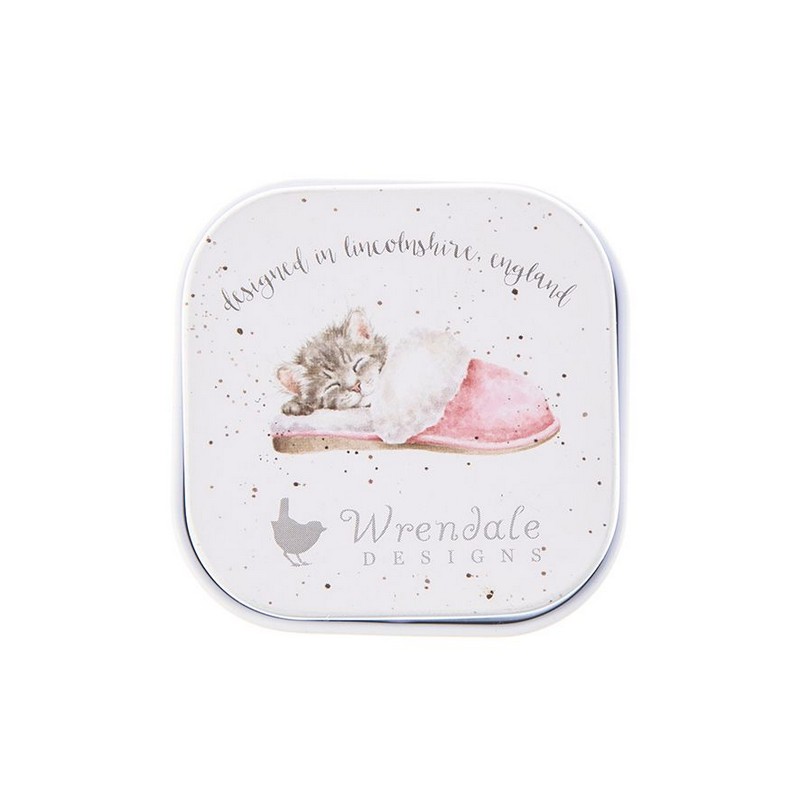 Balsamo per labbra al profumo di miele e vaniglia contenuto in scatola di latta decorata con gatto grigio