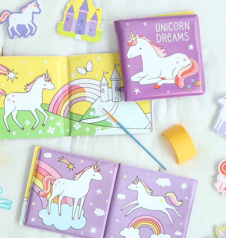 Libro magico da bagno a tema unicorni, che si colora a contatto con l'acqua