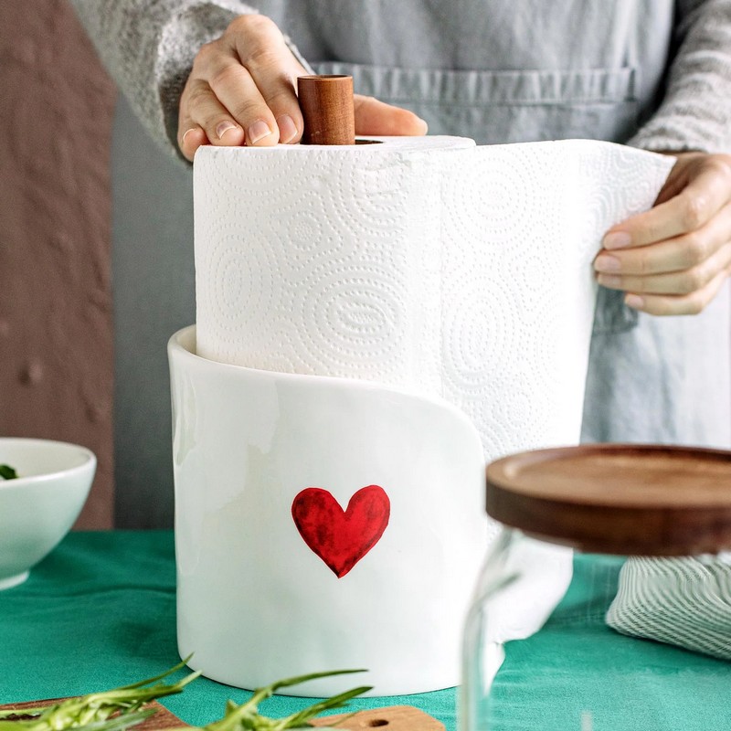 Portascottex in ceramica bianca e legno decorato con cuore rosso