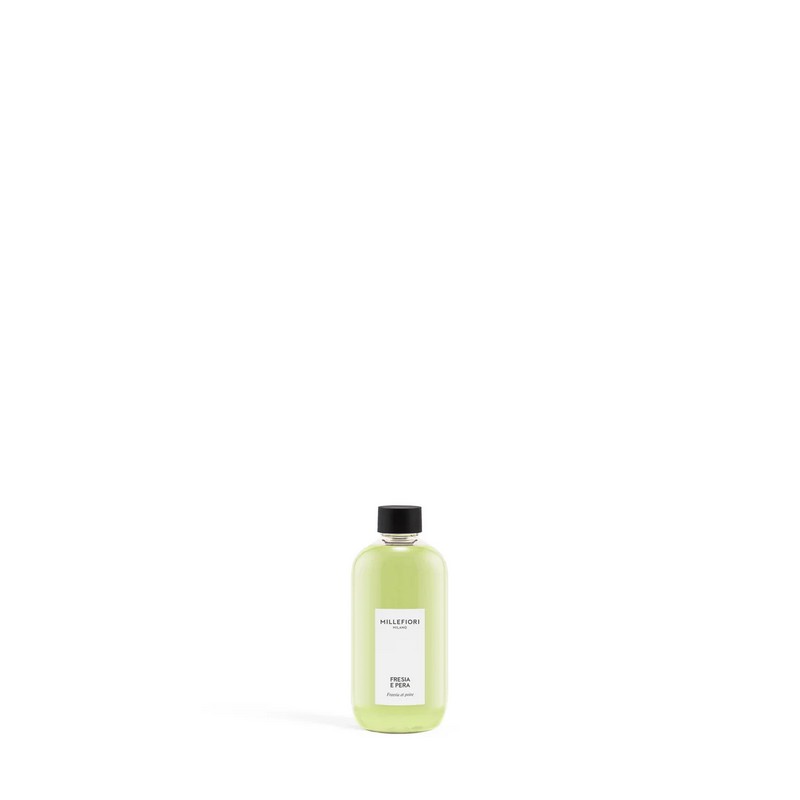Ricarica per diffusore di fragranza Millefiori Fresia e pera da 250 ml