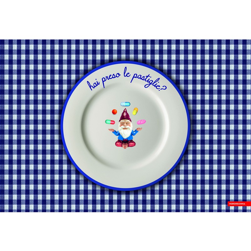 Tovaglietta americana in plastica flessibile decorata con gnomo e scritta 