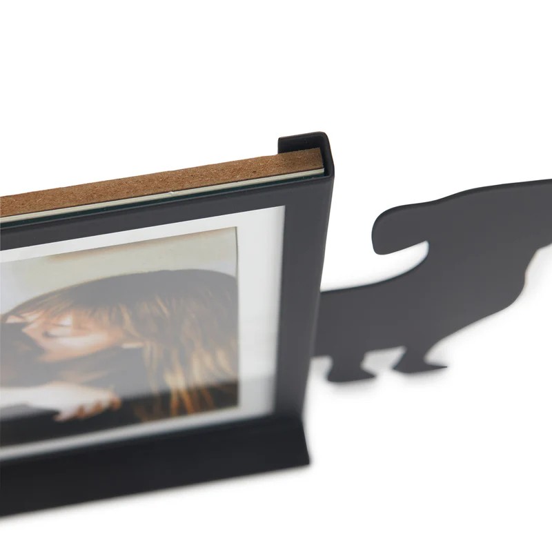 Portafoto a forma di cane bassotto nero in metallo per foto 10x15