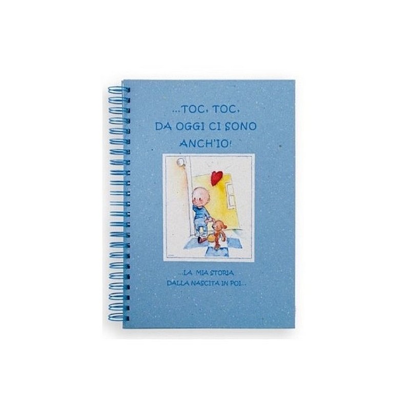 Libro della nascita azzurro declinato al maschile per bambini, da compilare e da rileggere insieme una volta diventati grandi!