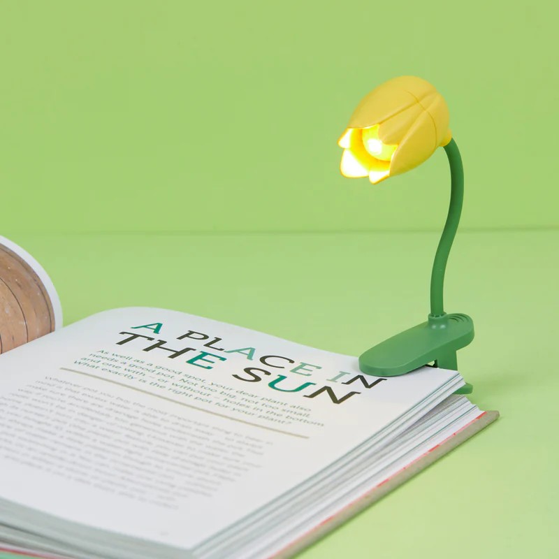 Luce da lettura a forma di tulipano giallo
