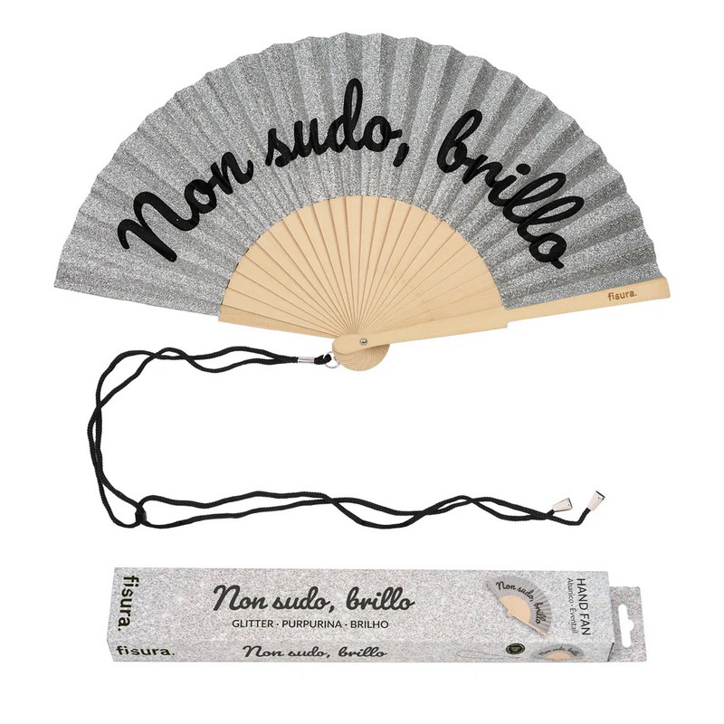 Ventaglio glitter argento in bambù decorato con scritta “Non sudo, brillo”, perfetto come regalo estivo