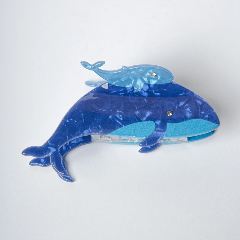 Fermacapelli a forma di delfini effetto liscio/madreperla, perfetto come idea regalo per donna