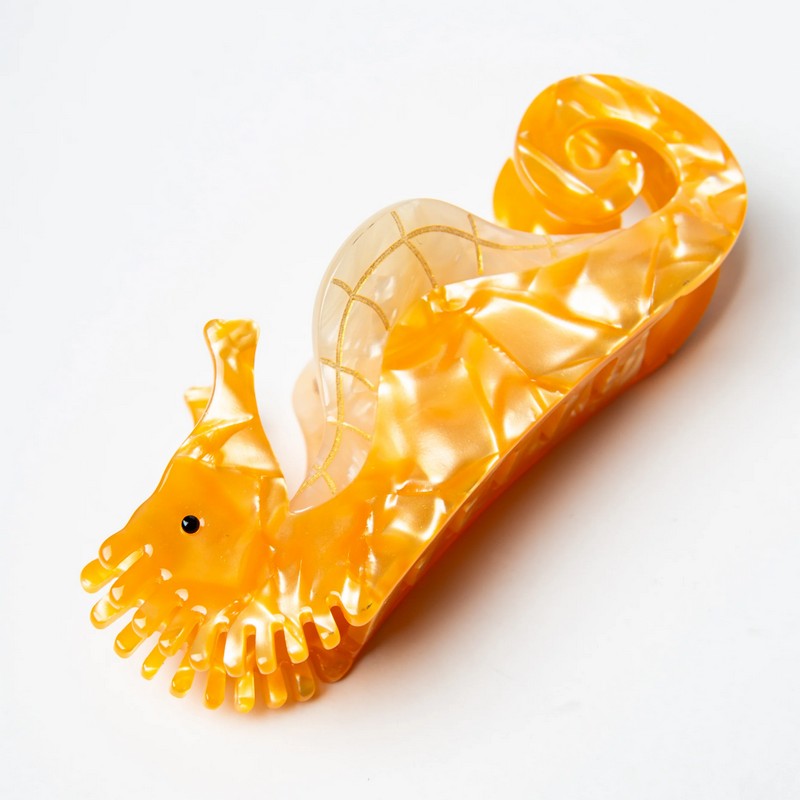 Fermacapelli a forma di cavalluccio marino effetto liscio/madreperla, perfetto come idea regalo per donna
