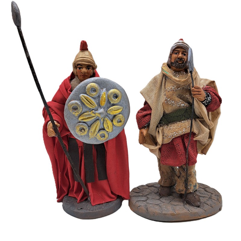 Soldato romano con lancia in due varianti assortite del presepe napoletano, composta da due statuette separate, prodotto artigianale di Napoli fatto a mano e dipinto a mano