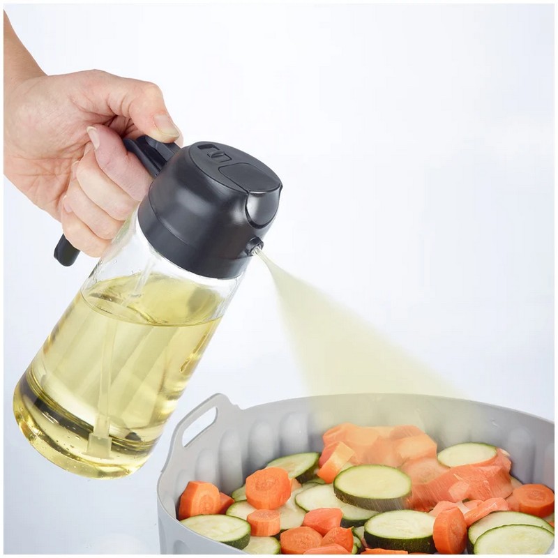 Oliera 2 in 1 in vetro che funziona sia da normale oliera che come nebulizzatore di olio grazie al dosatore spray, capacità 600 ml