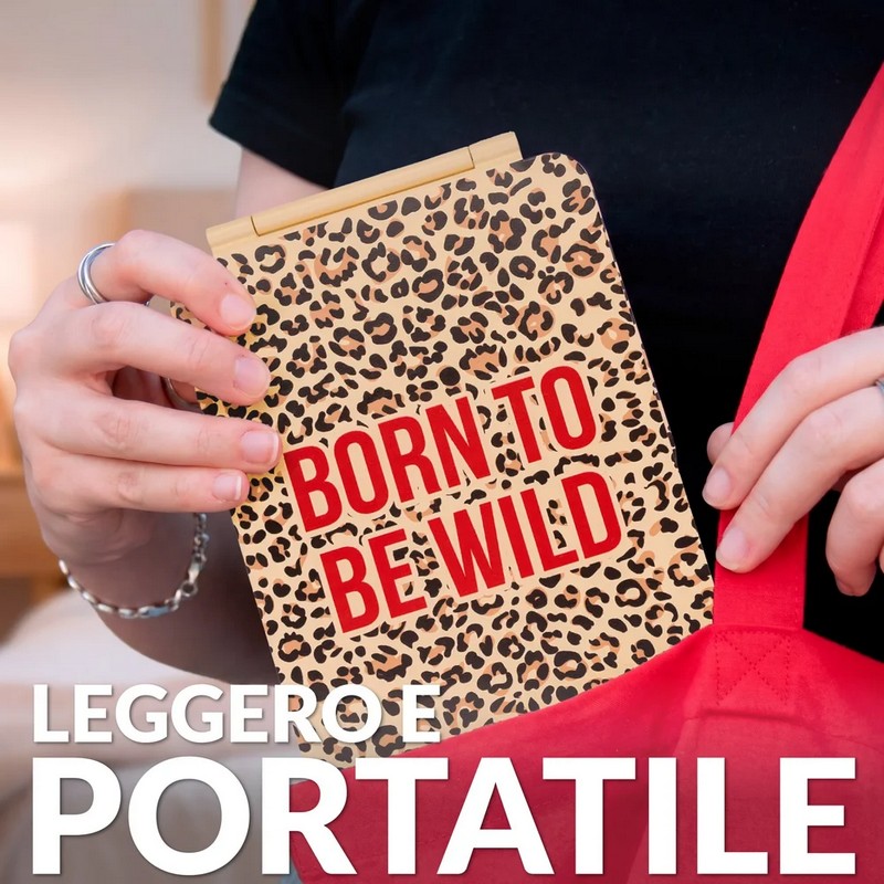 Specchio con luce ricaricabile e portatile con decoro leopardato e scritta “Born to be wild”
