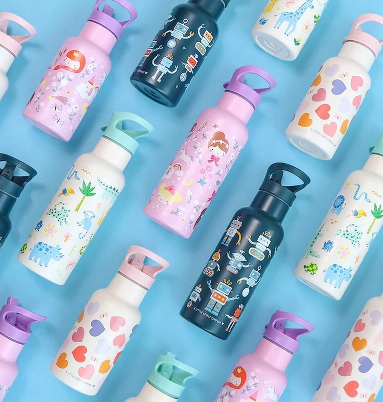 Borraccia termica bianca per bambini con cannuccia, decorata con cuori colorati da 350 ml