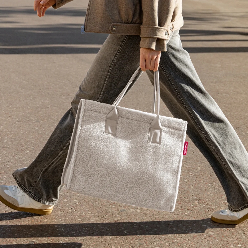 Borsa shopper in tessuto bianco bouclé adatta a spesa, shopping, lavoro e uscite cittadine