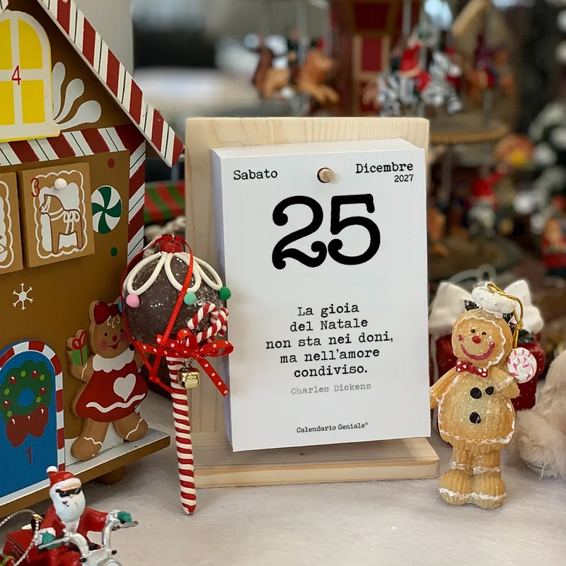 Calendario Geniale 2027 con supporto in legno di abete e bonus digitali