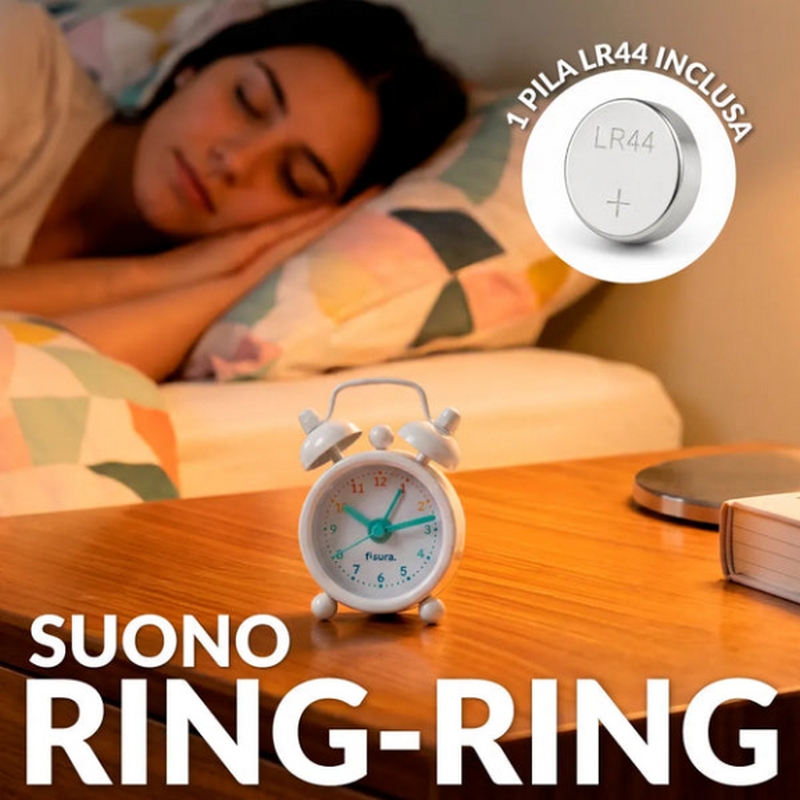 Mini sveglia analogica in stile retrò bianca con quadrante multicolor, funzionamento con 1 pila a bottone LR44 inclusa