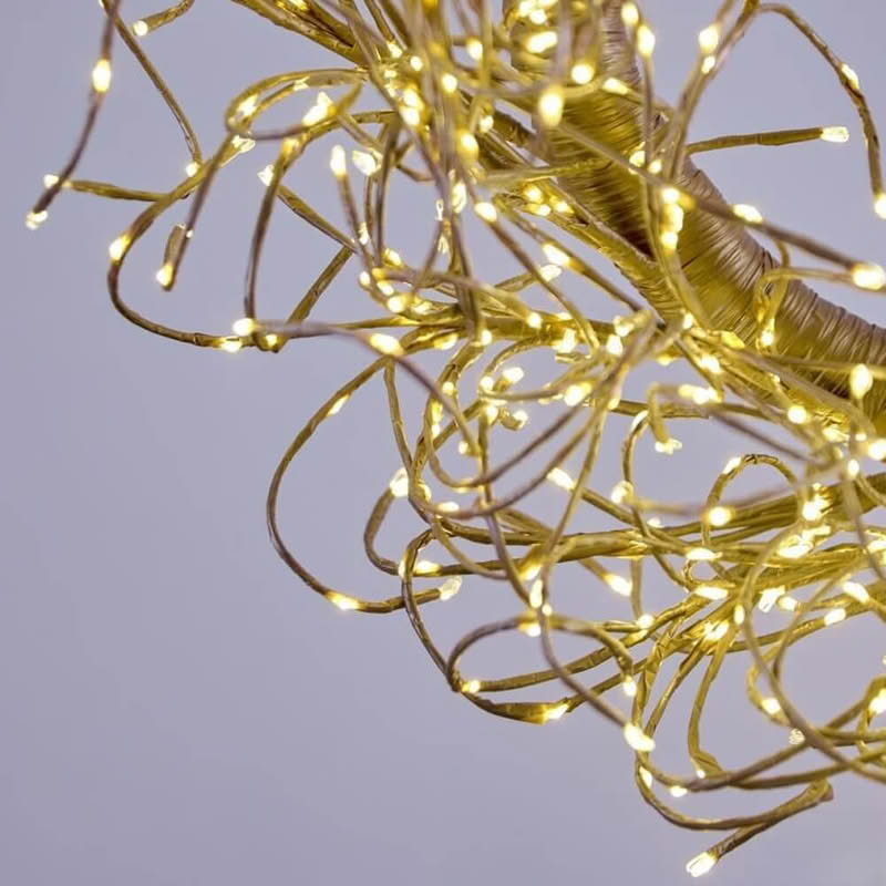 Ghirlanda di Natale luminosa in metallo oro con 936 microled a luce calda, 55 cm di diametro, funzionamento a corrente, cavo da 5 metri, IP44